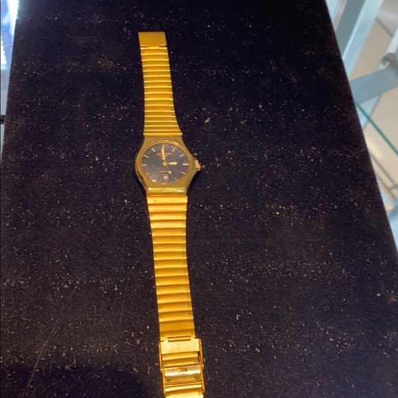 Citizen watch Black dial